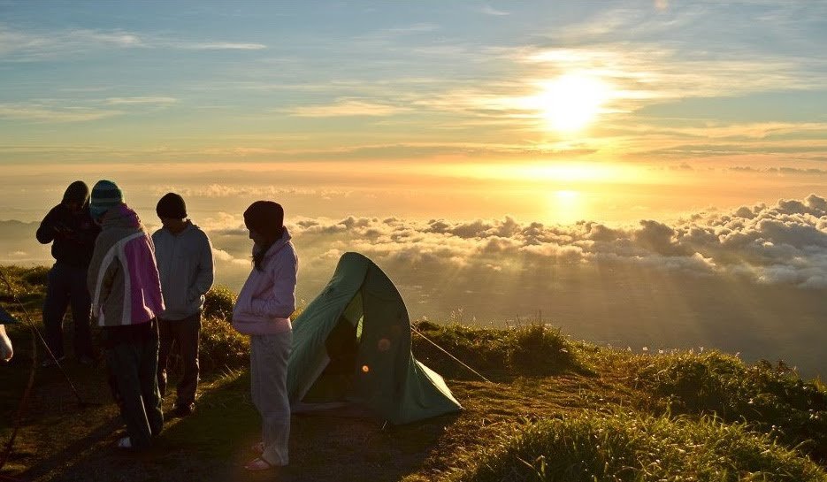 Mt. Kanlaon sunrise with the team.
