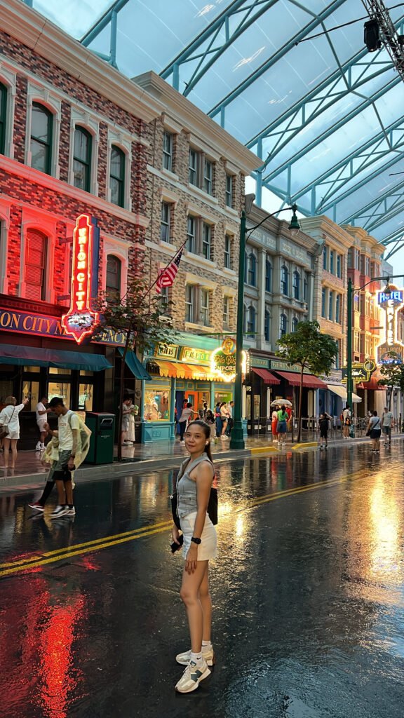 Travel outfit at Universal Studios Singapore during a full-day visit.